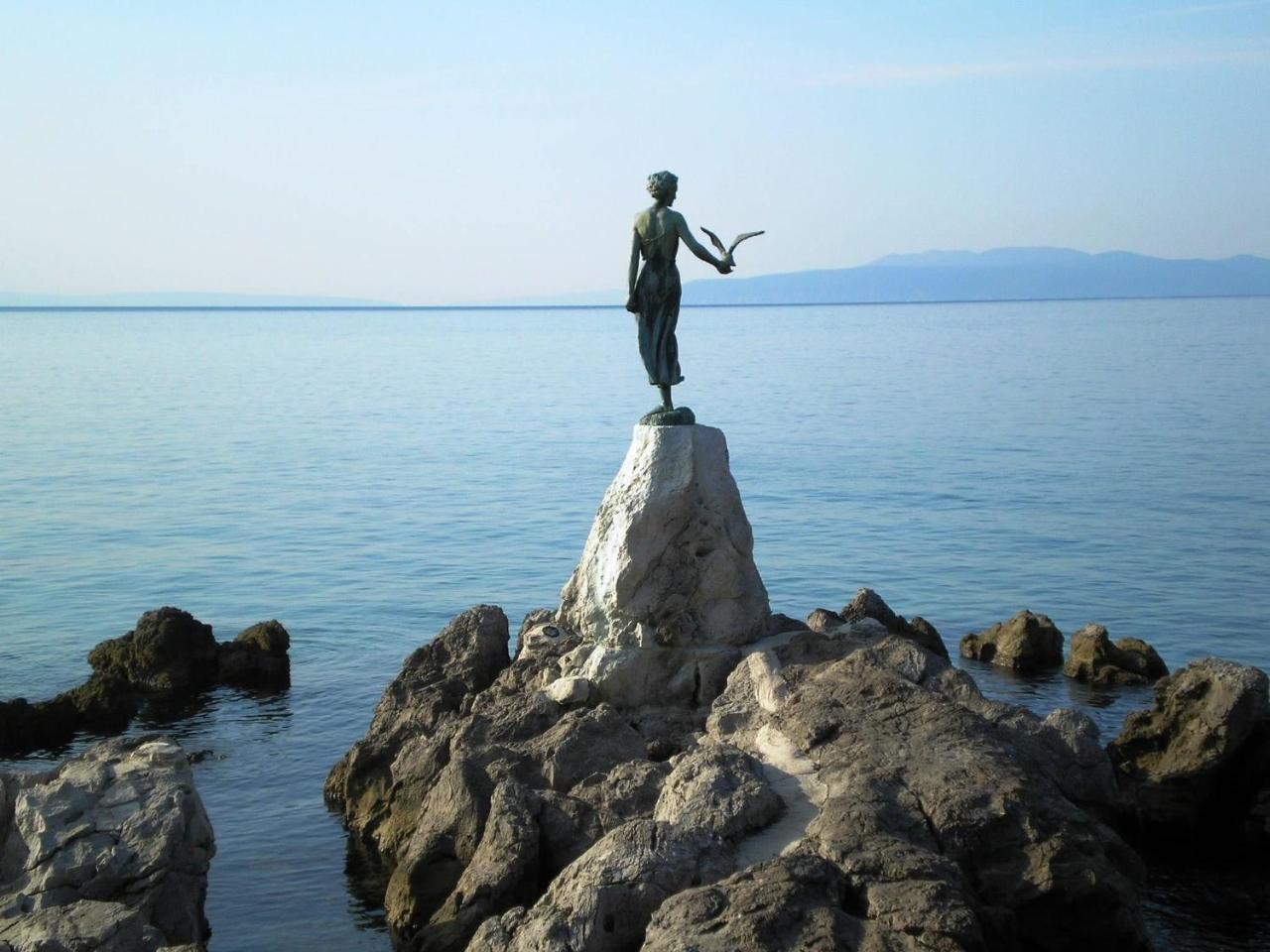 Apt Tennis Prime Location, Parking, Near Beach, Self Check-In Apartment Opatija Exterior foto